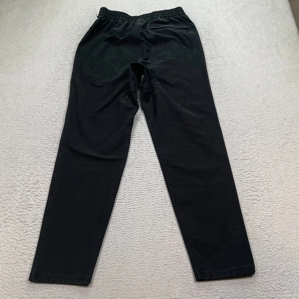 Lululemon Utilitech Classic Fit Pull-On Pant Black Mens Size Medium (Fits 30X30)